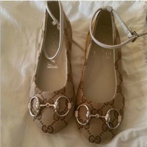 NIB Gucci Canvas and horsebit buckle ballet shoe